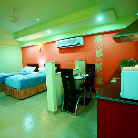Johny International Hotel Muscat Ngoại thất bức ảnh