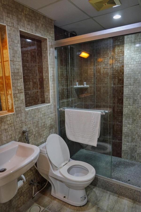 Johny International Hotel Muscat Ngoại thất bức ảnh