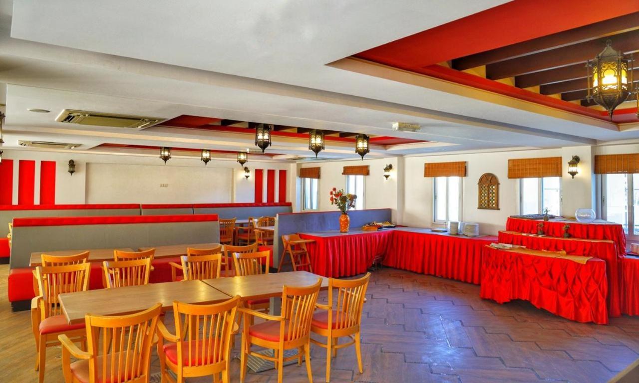 Johny International Hotel Muscat Ngoại thất bức ảnh