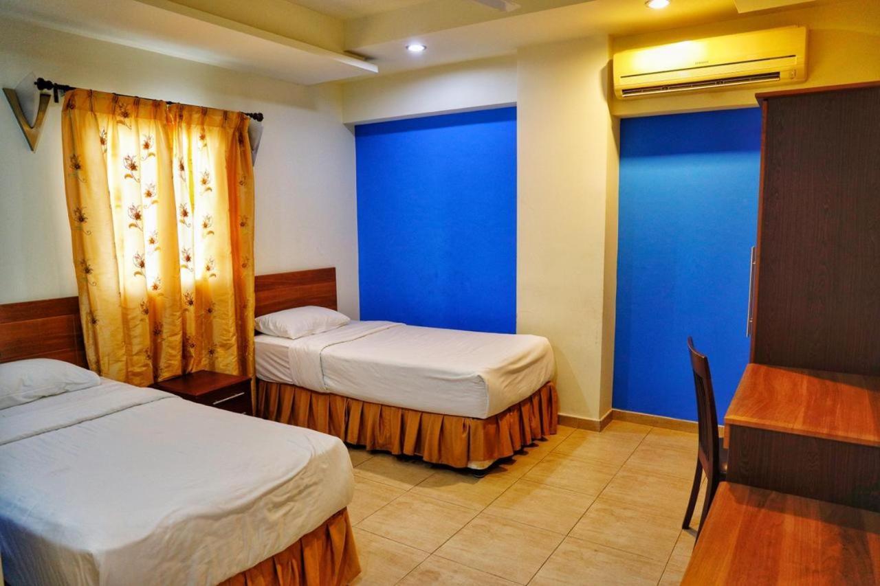 Johny International Hotel Muscat Ngoại thất bức ảnh