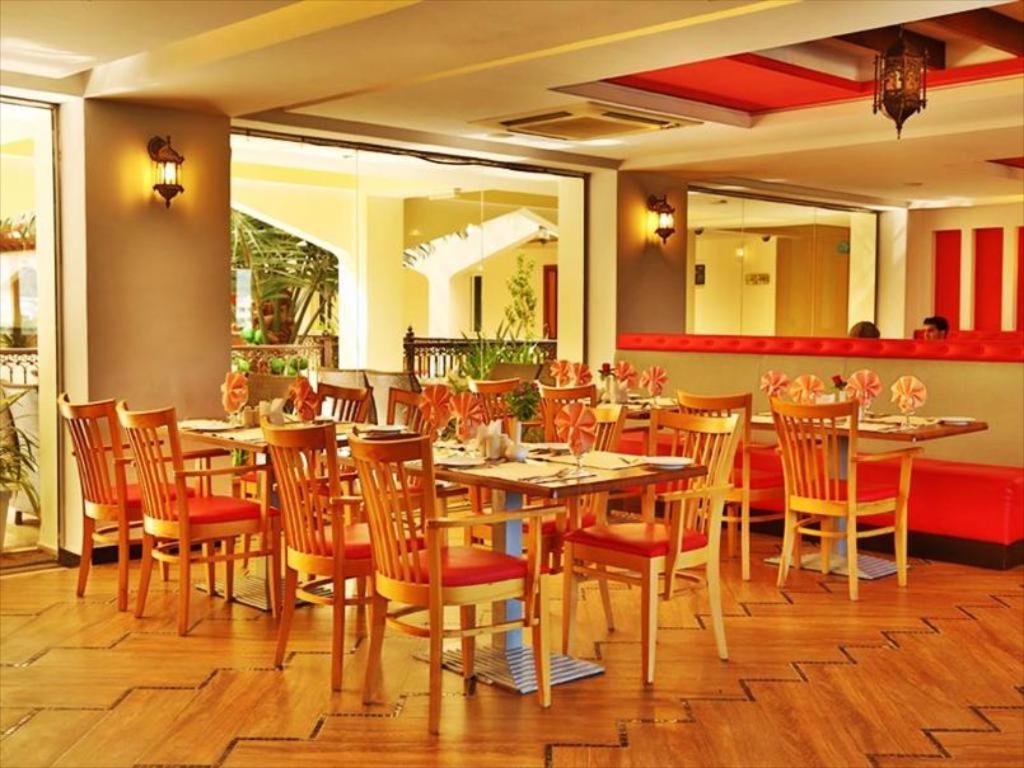 Johny International Hotel Muscat Ngoại thất bức ảnh