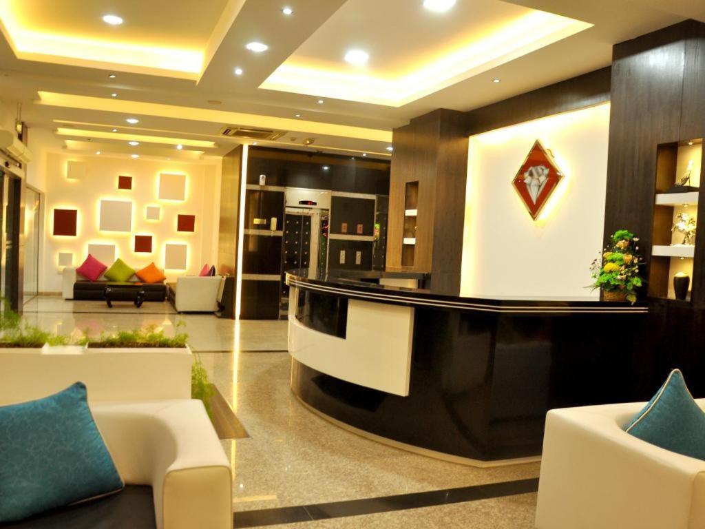 Johny International Hotel Muscat Ngoại thất bức ảnh